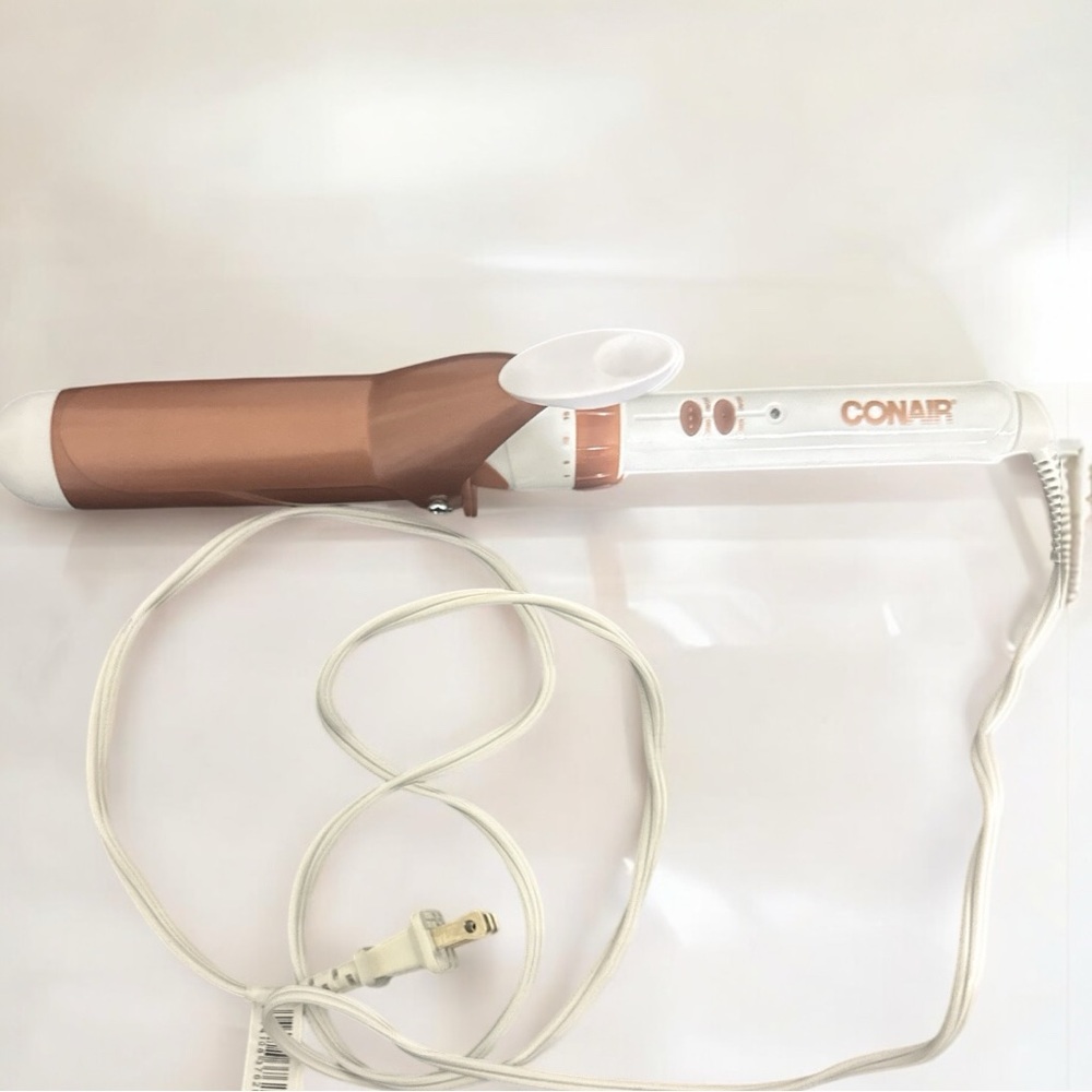 Conair 1.5” Barrel Curling Iron•Double Ceramic• Soft Waves •Turbo Heat •